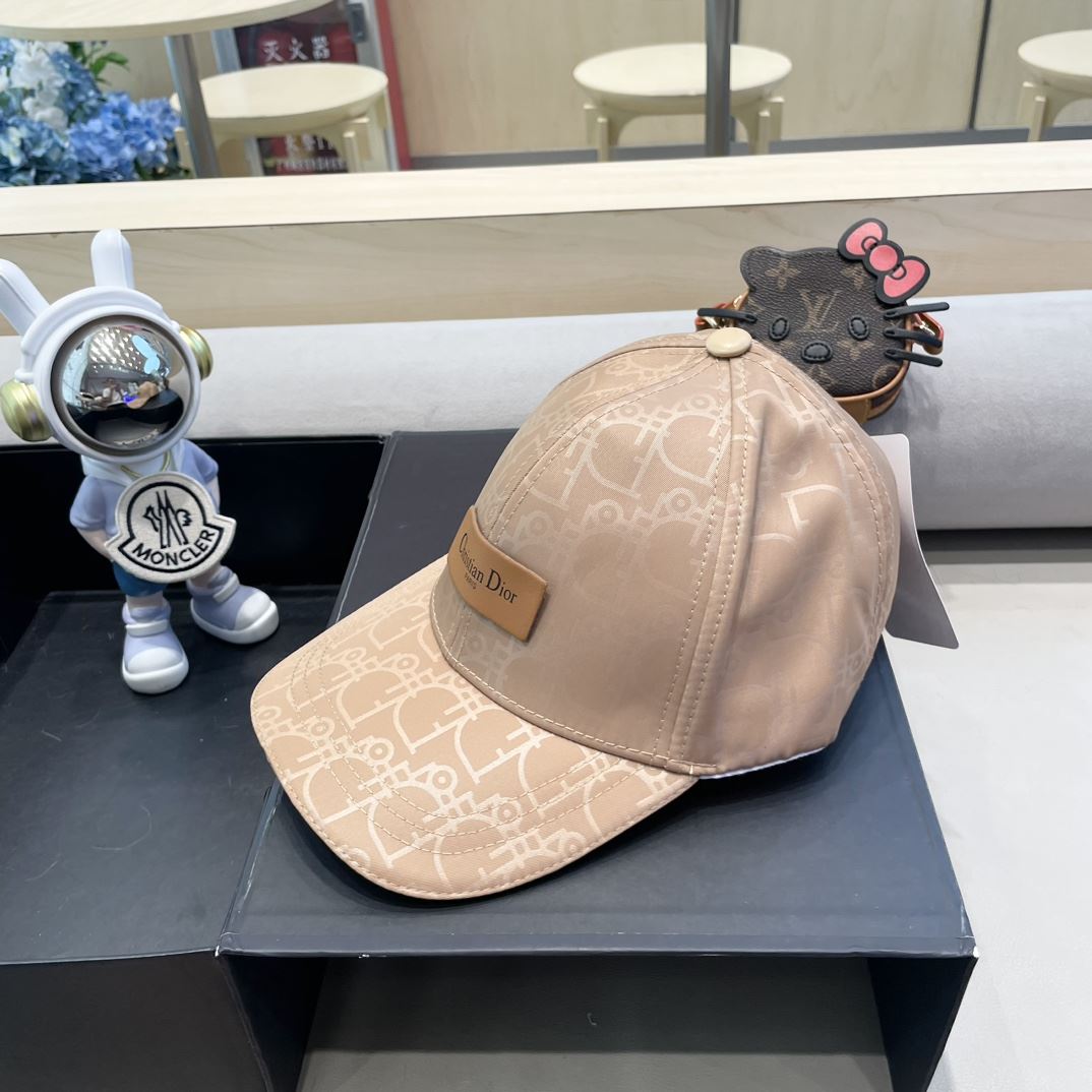 Christian Dior Caps